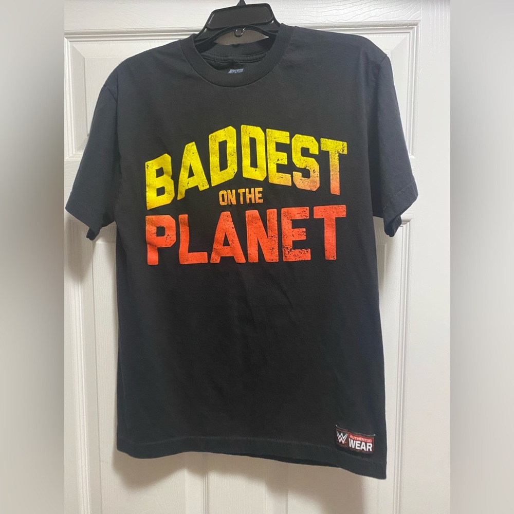 WWE Ronda Rousey Tshirt Black Short Sleeve Size MEDIUM-Worn Few Times